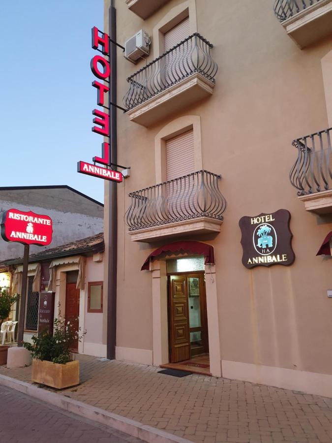 Hotel Annibale Isola Di Capo Rizzuto Exterior photo