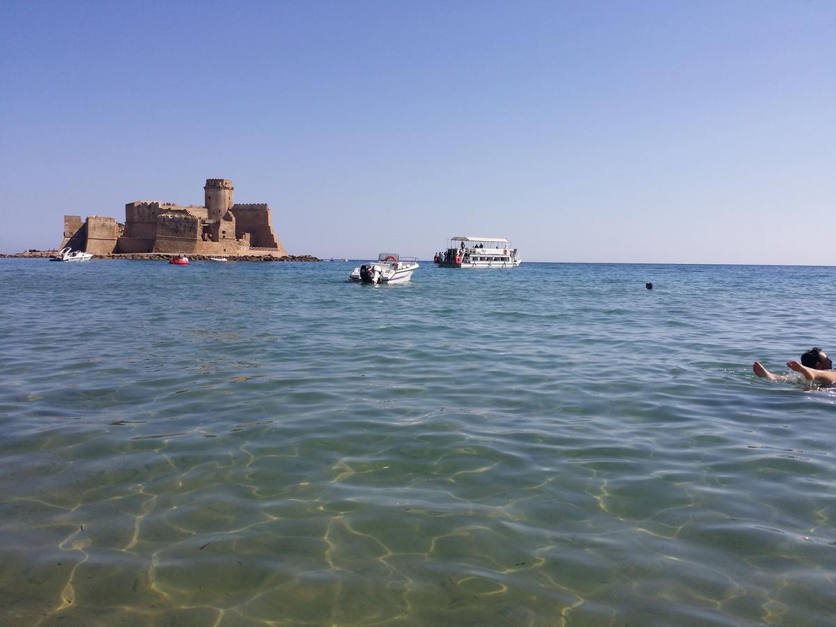Hotel Annibale Isola Di Capo Rizzuto Exterior photo